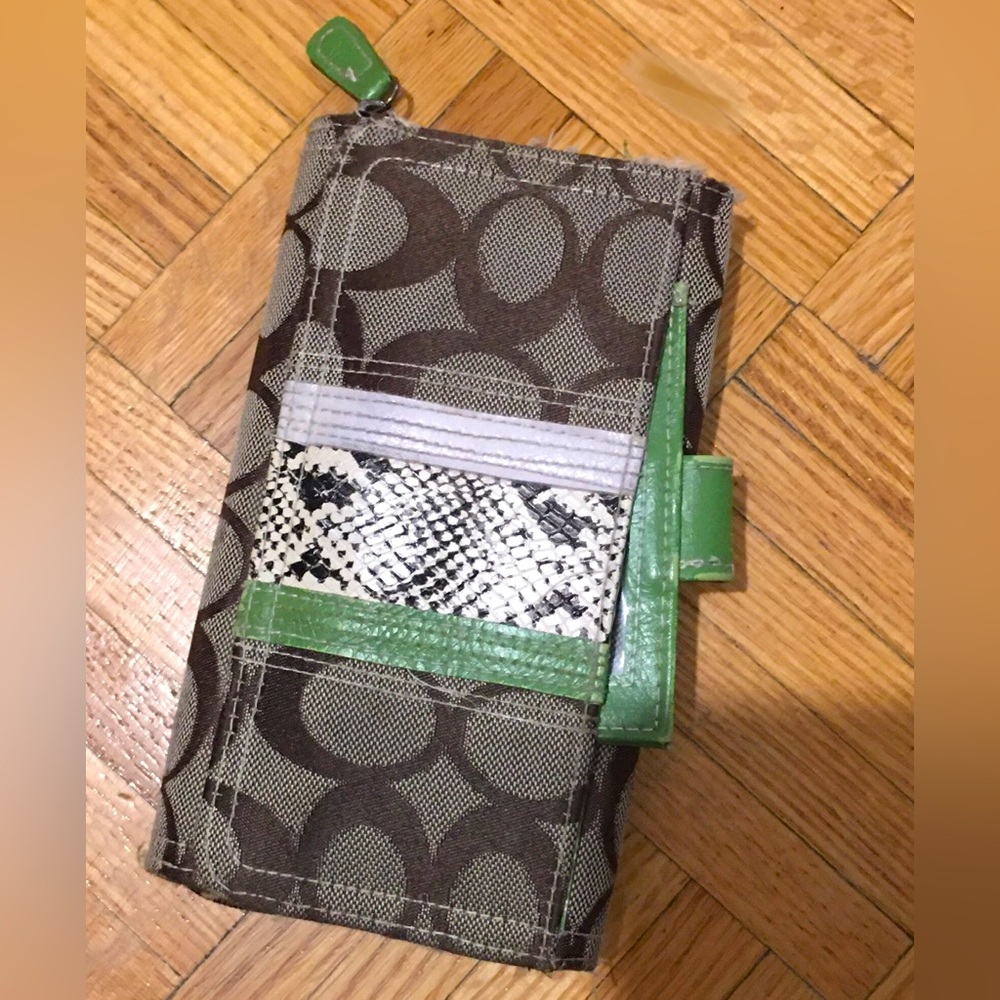 Women’s wallet
